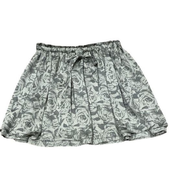 Talula (Aritzia) Skirt - Picture 6 of 6